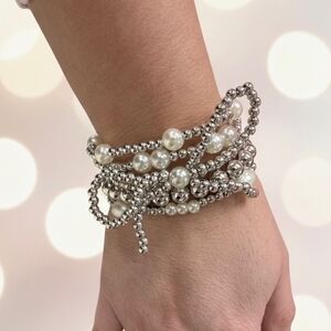Elegant Bow Silver and Pearl Bracelet